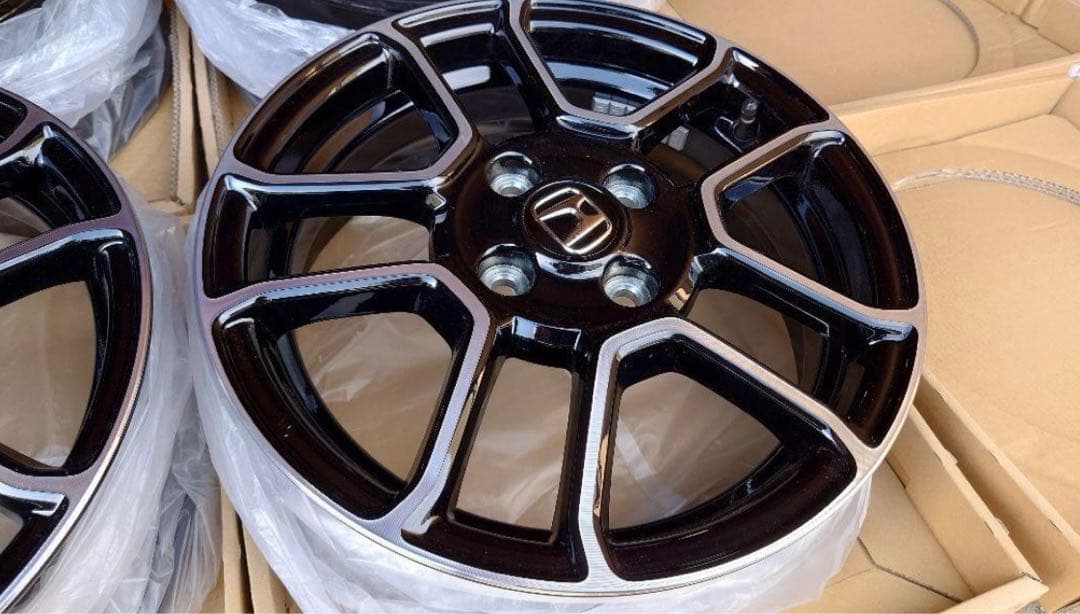 【週末値下げ】ホンダS660 後期α　純正アルミホイール　4本セット　15・16