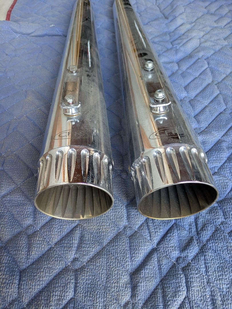 希少ＣＦＲマフラー　ツインカム用