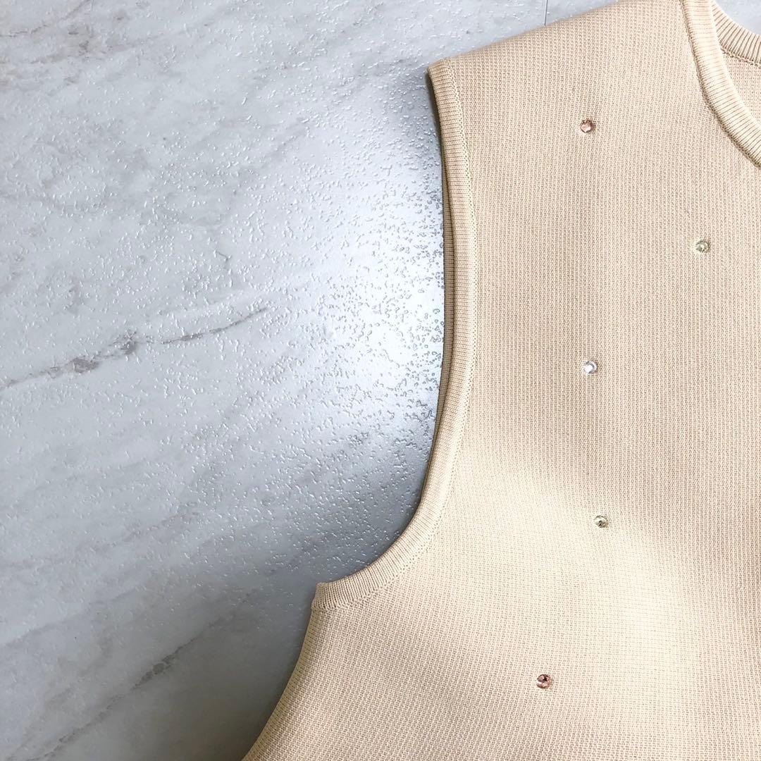 未使用級❤️ユナイテッドアローズ　マルチビジュー ニットベスト　ジレ　ベージュ