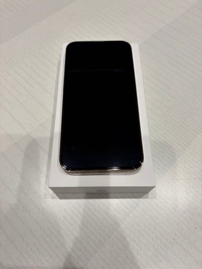 iPhone 13 Pro128 GB（バッテリー87%