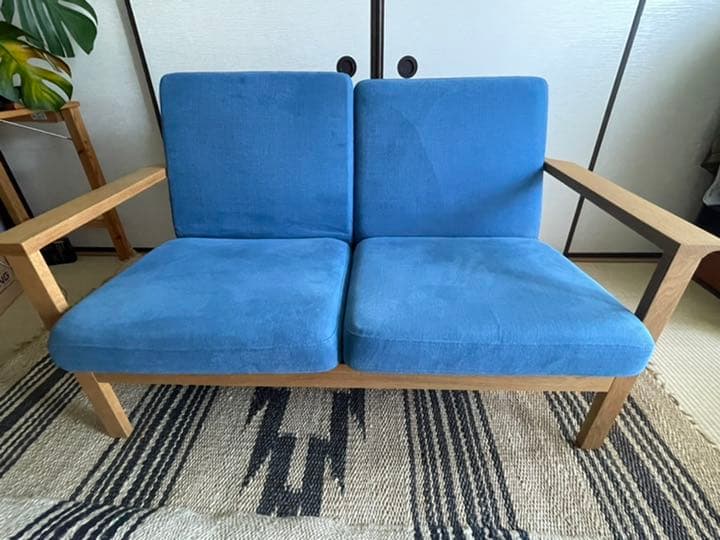 karf Tolime 二人がけソファ