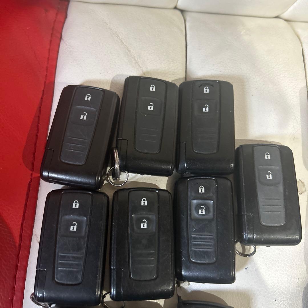 ダイハツ　スマートキー　28個 まとめ