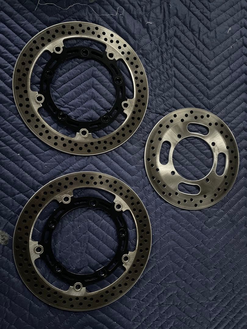 カワサキ　z900rs ブレーキディスク前後セット　走行少なめです。