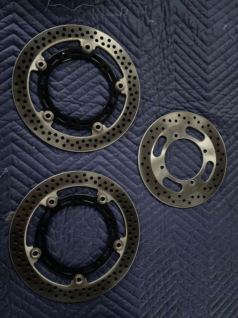 カワサキ　z900rs ブレーキディスク前後セット　走行少なめです。