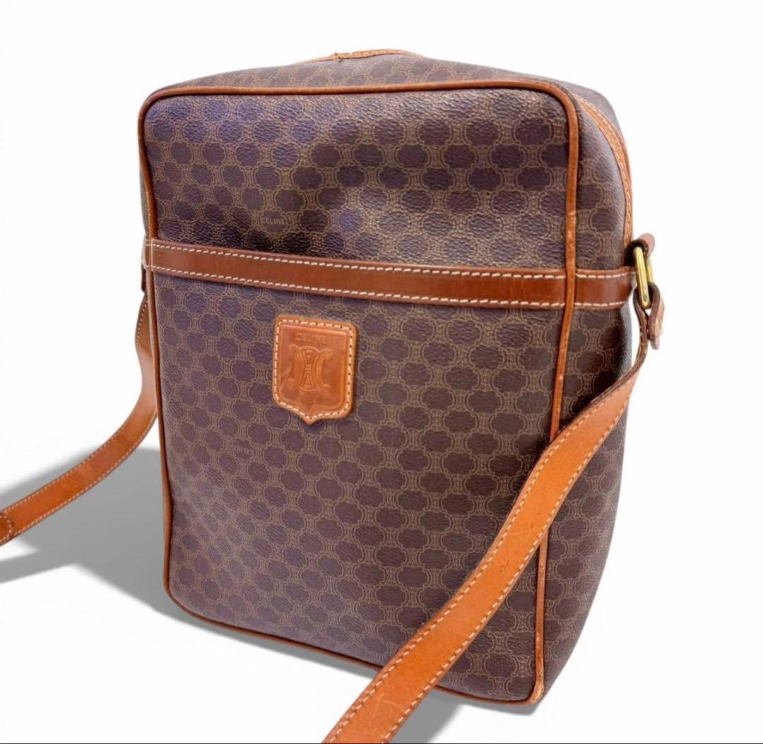 CELINE ショルダーバッグ サコッシュ ブラウン 肩掛けカバン レディース