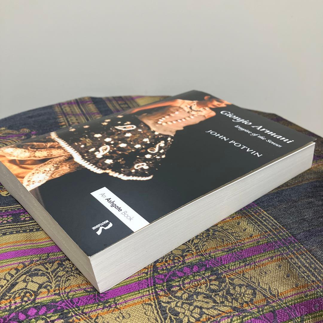 書籍　Giorgio Armani Empire of the Senses