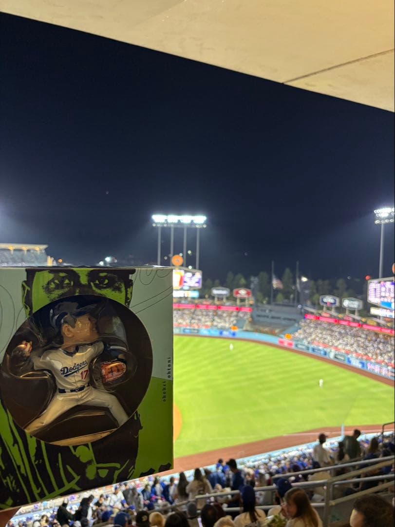 9/10 来場特典 ドジャース 大谷翔平 ボブルヘッド First Pitch