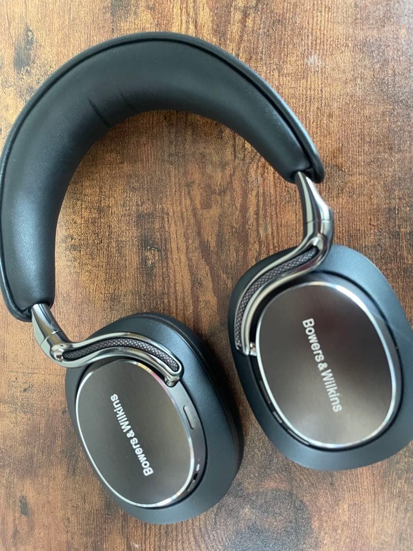 美品！Bowers & Wilkins Px8 S2