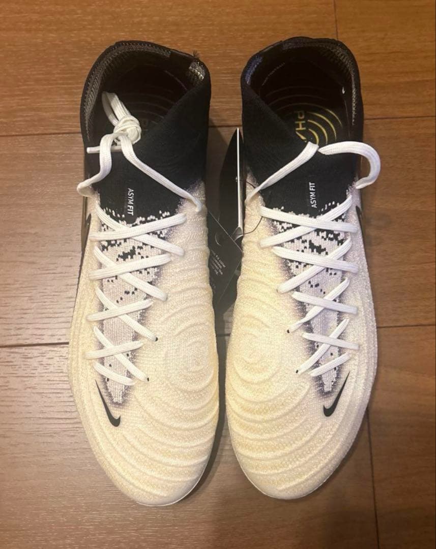 【新品未使用】NIKE PHANTOM LUNA Ⅱ ELITE FG 26.5