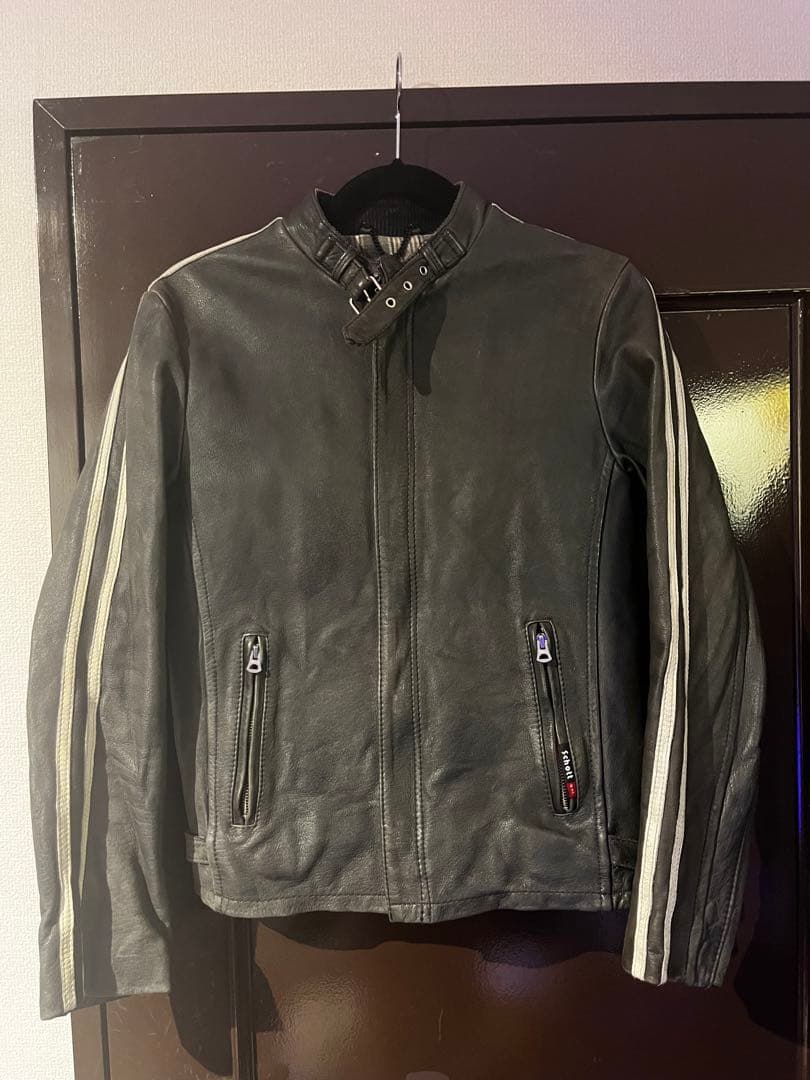 ヴ*す様 schott 革ジャンS