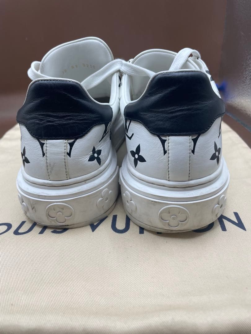 ルイヴィトン　タイムアウトラインモノグラムスニーカー　24〜24.5センチ