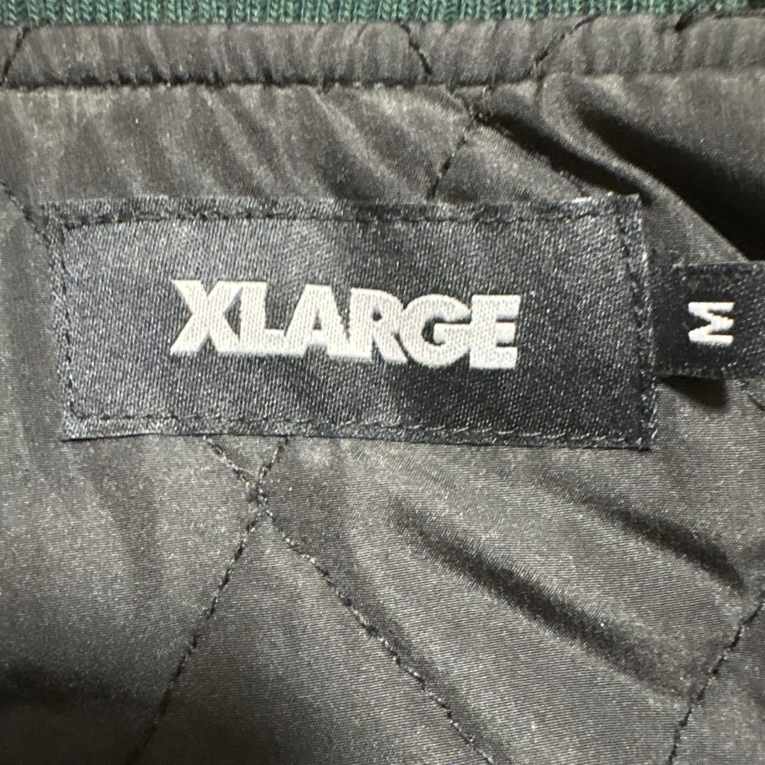 XLARGE スタジャン 黒/白 ゴリラロゴ