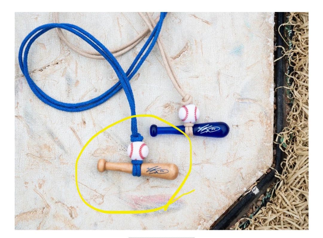 t.h様　ムーキー ベッツ All Star Necklace 赤×黒 青×ナ