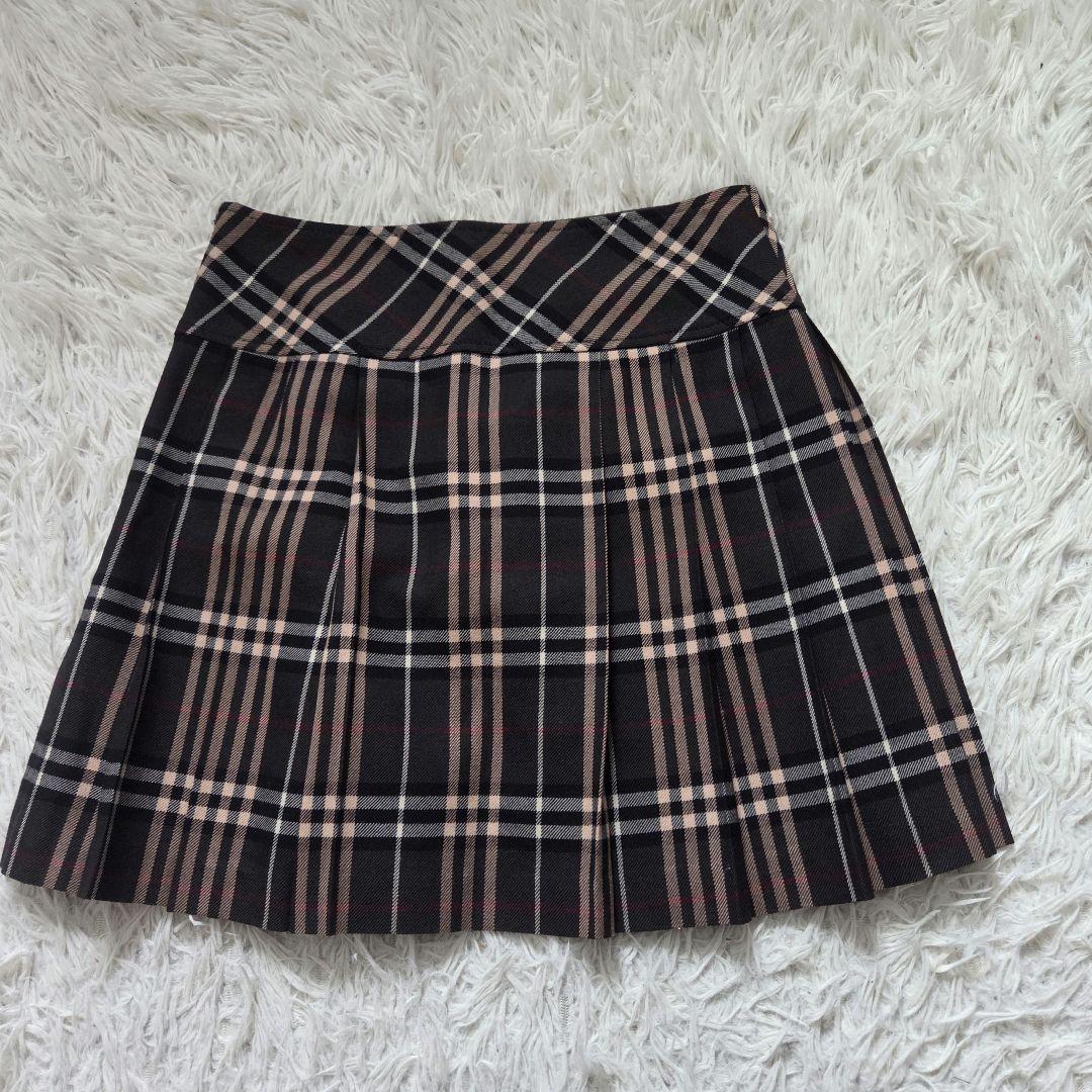 美品BURBERRY　バーバリーブルーレーベル　ノバチェック　ミニスカ　プリーツ