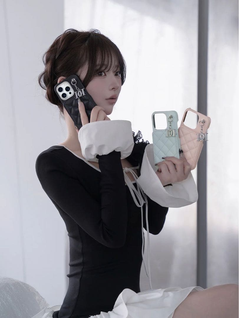 キルティングミラーDDチャームiPhoneケース 16pro ブラック