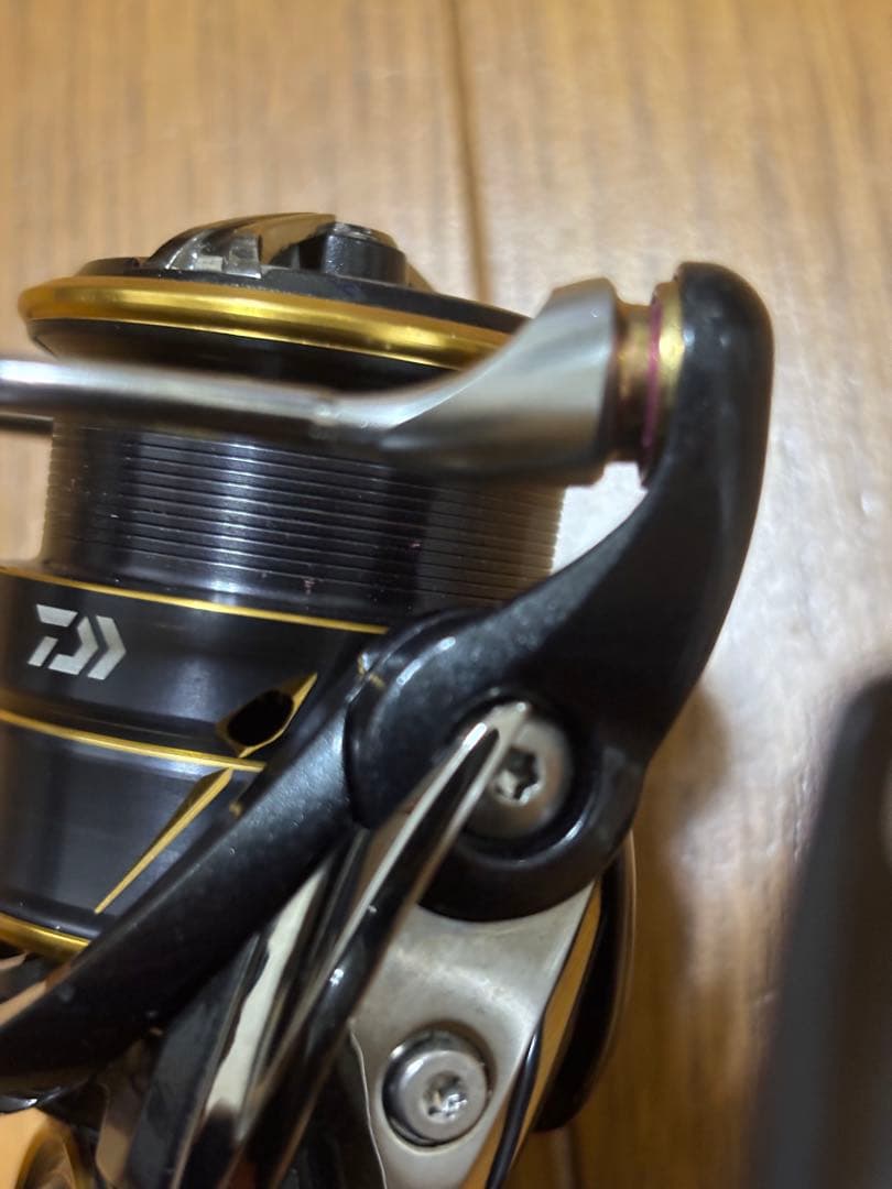 美品　ダイワ 21カルデアFC LT 2000S