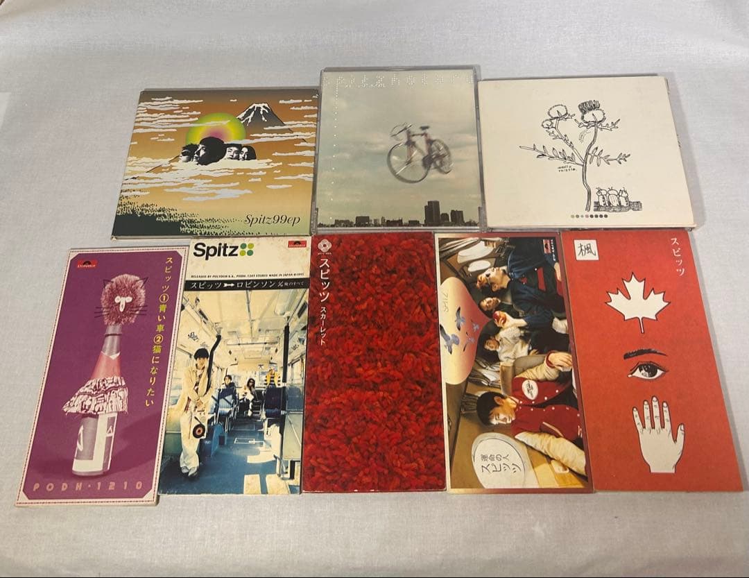 スピッツ CDシングル アルバム23 枚 キーホルダー、カセット等おまけ付