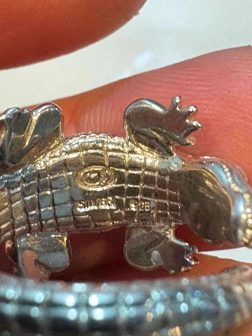 ミソラ　シルバー製 ワニ型　クロコ財布