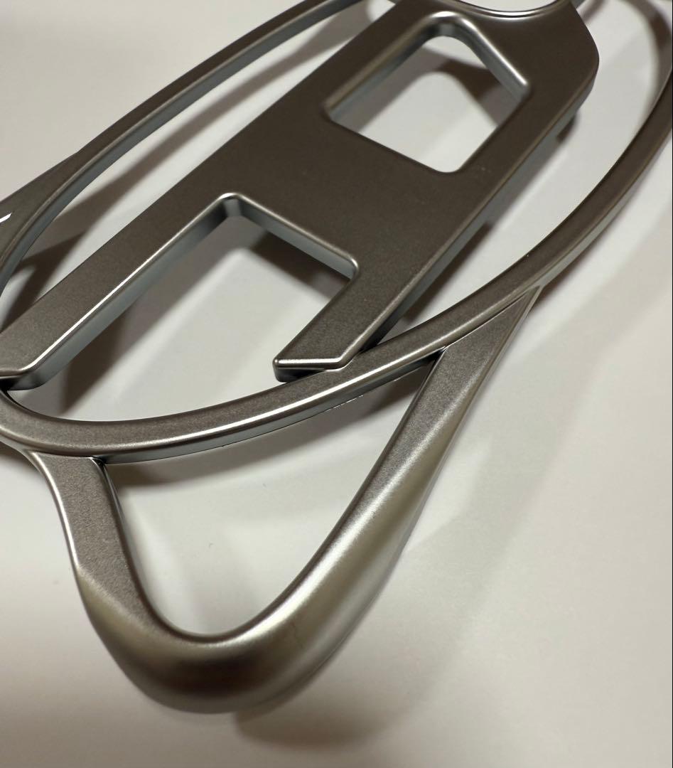 iPhoneアクセサリー DIESEL CAGED D CASE iPhone 16 Pro