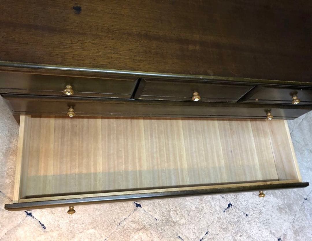 岡家具　天然木チェスト