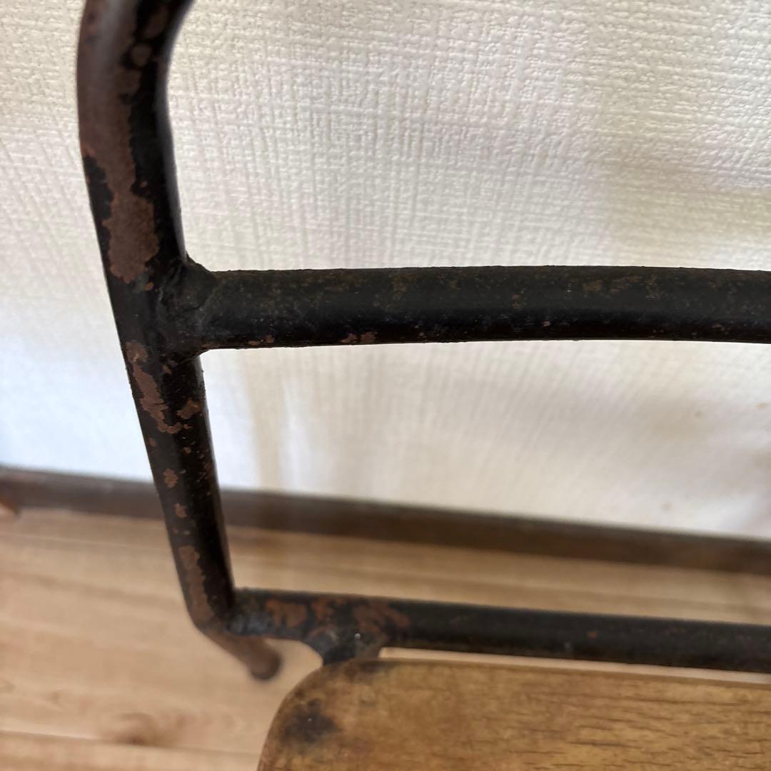 懐かしい幼稚園の椅子2脚セットアンティーク