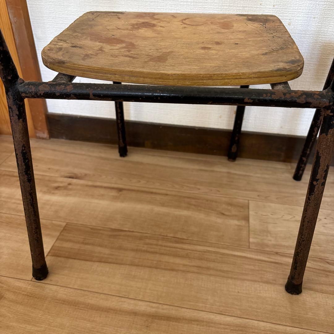 懐かしい幼稚園の椅子2脚セットアンティーク