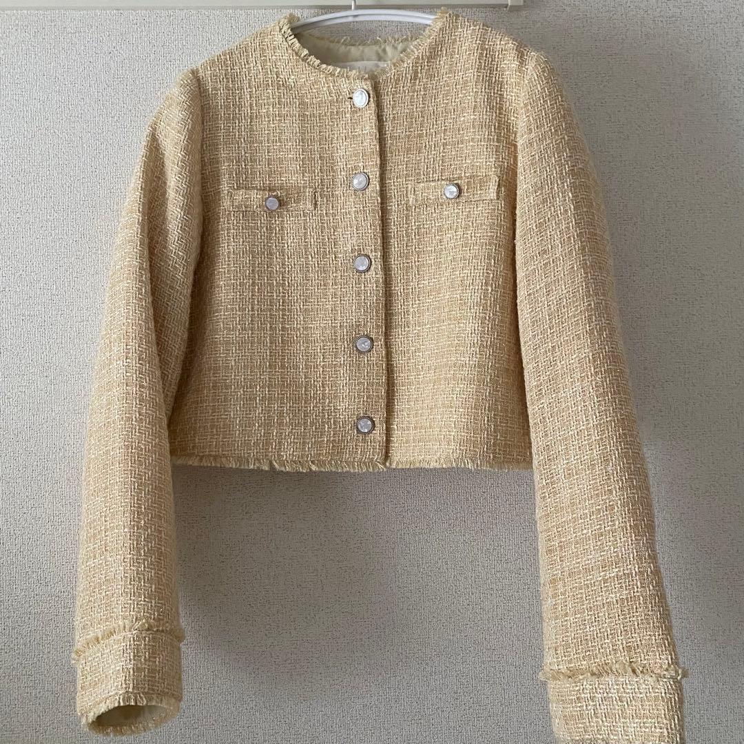 LILLIAN CARAT / ノーカラーツイードジャケット