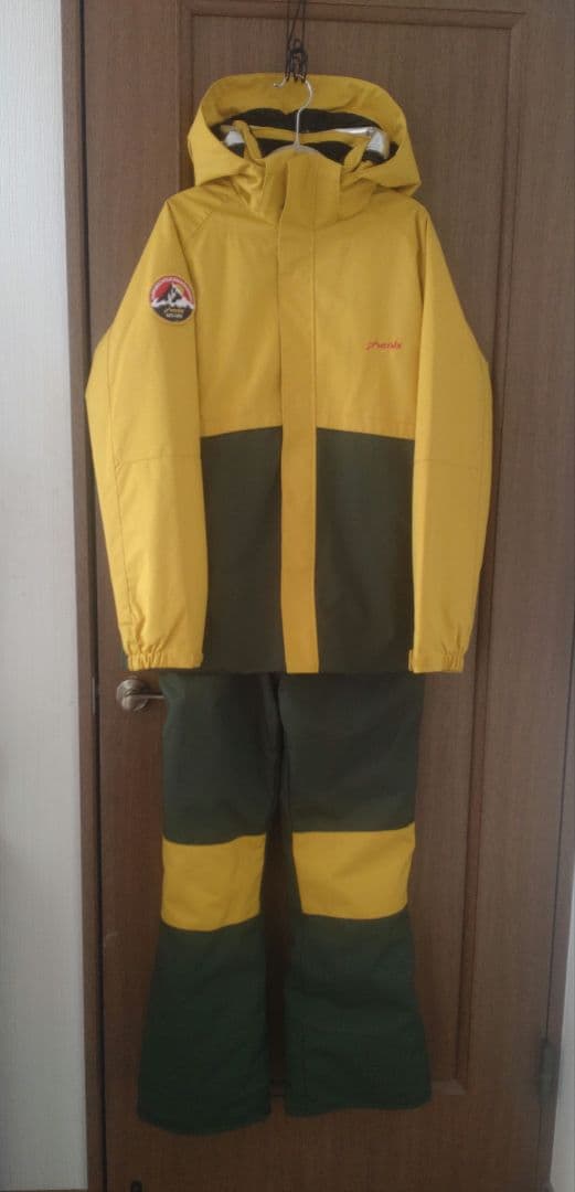 phenix ジュニア スキーウェア ESB232P81 サイズ160