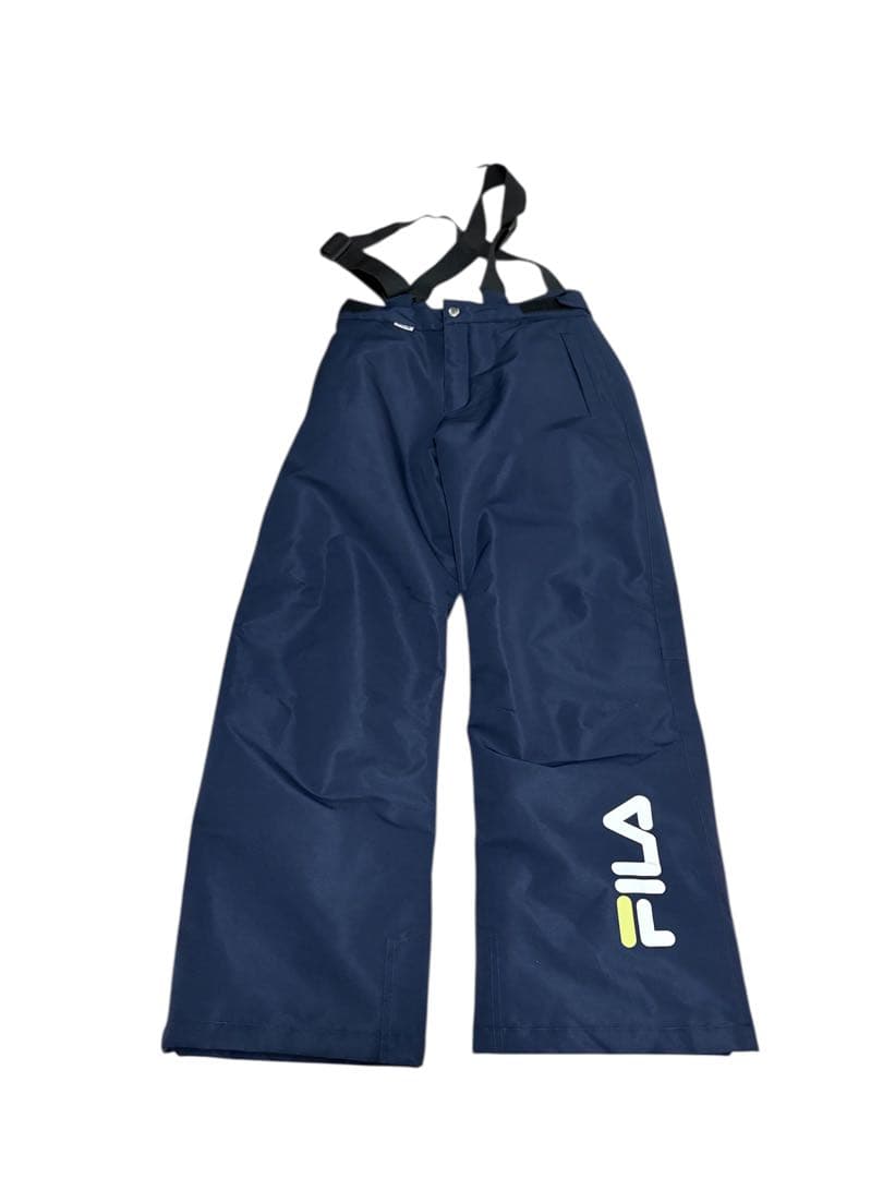 新品スキースノボウェア150FILAフィラ上下セパレートセットサイズ調整可能