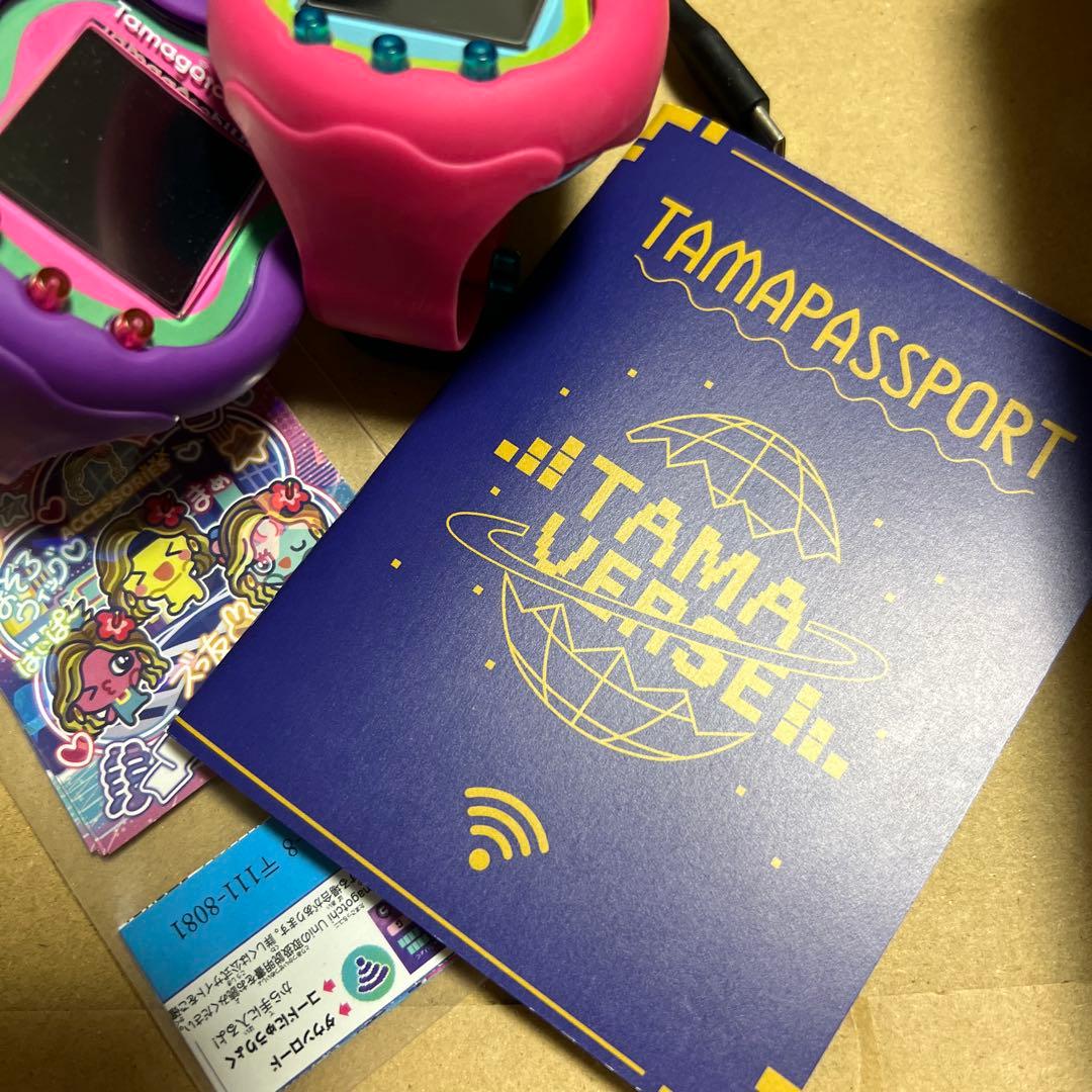 たまごっちuni 本体　２体セット　バンド2個セット　ピンク　パープル　箱無し