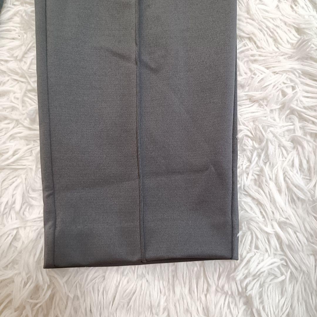 新品未使用　人気色　OHGA マシュマロパンツ　グレー　Mサイズ