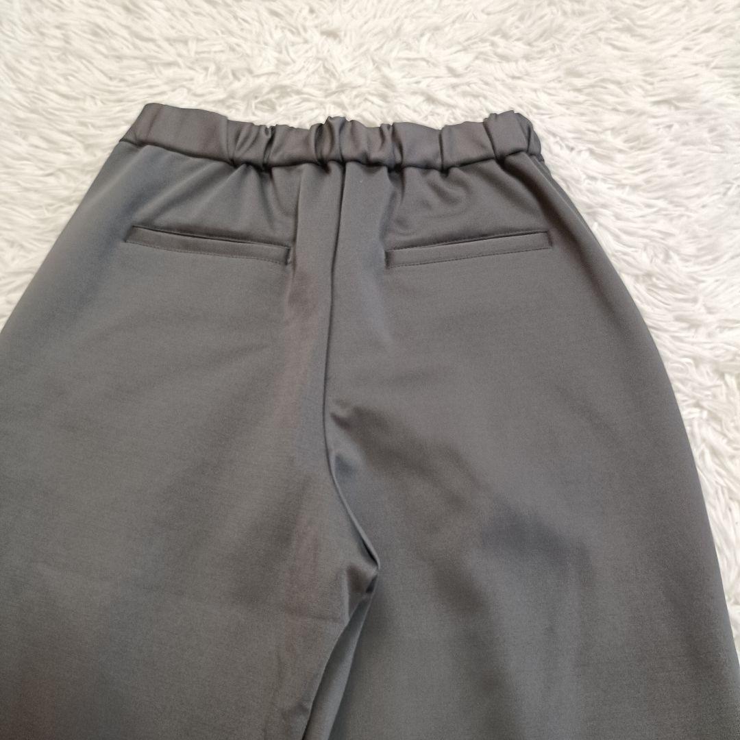 新品未使用　人気色　OHGA マシュマロパンツ　グレー　Mサイズ