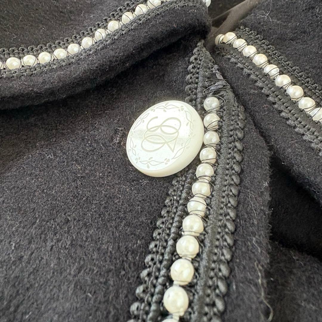 トゥエンティーズ 名入れされた懐中時計 コート ブラック M Tnewties