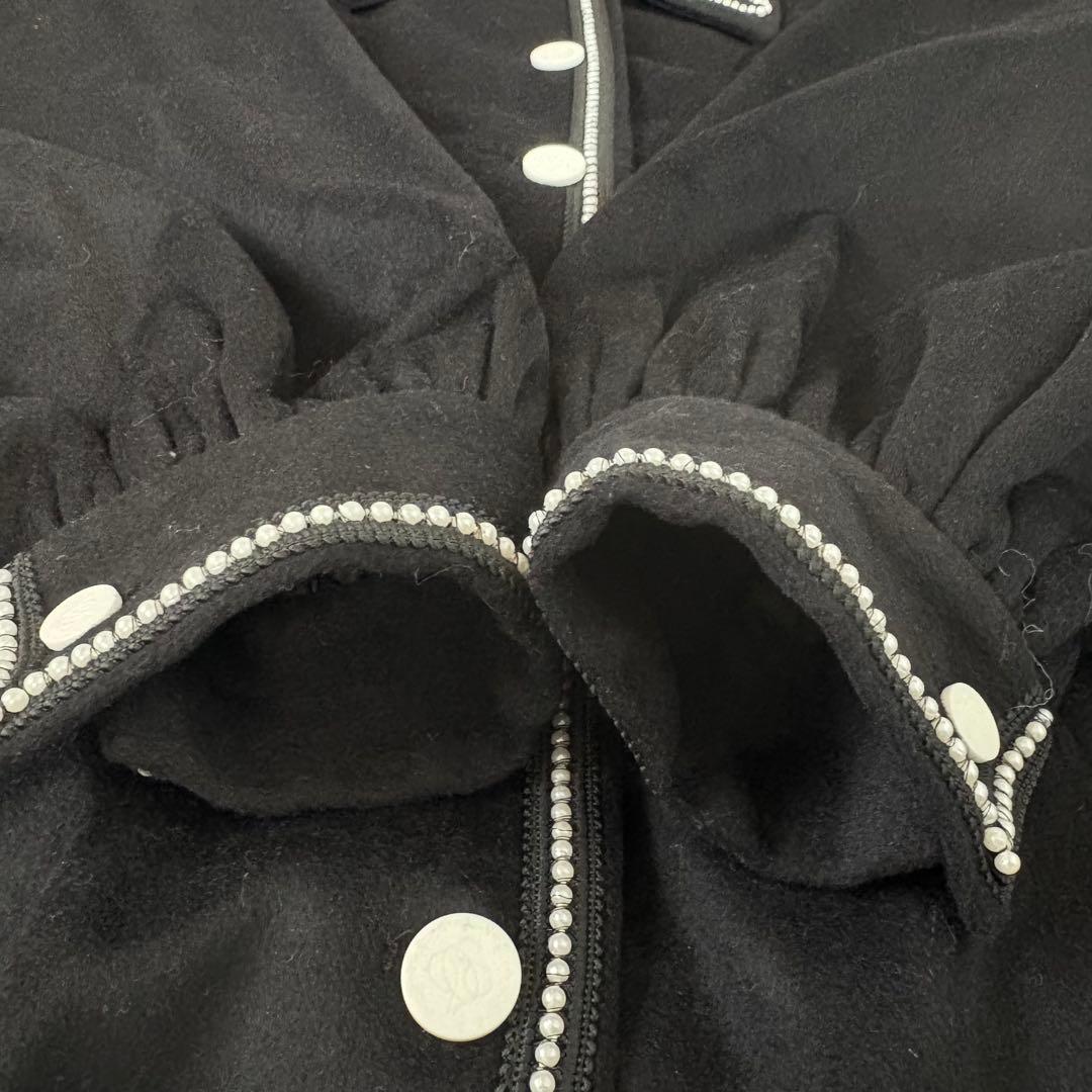 トゥエンティーズ 名入れされた懐中時計 コート ブラック M Tnewties