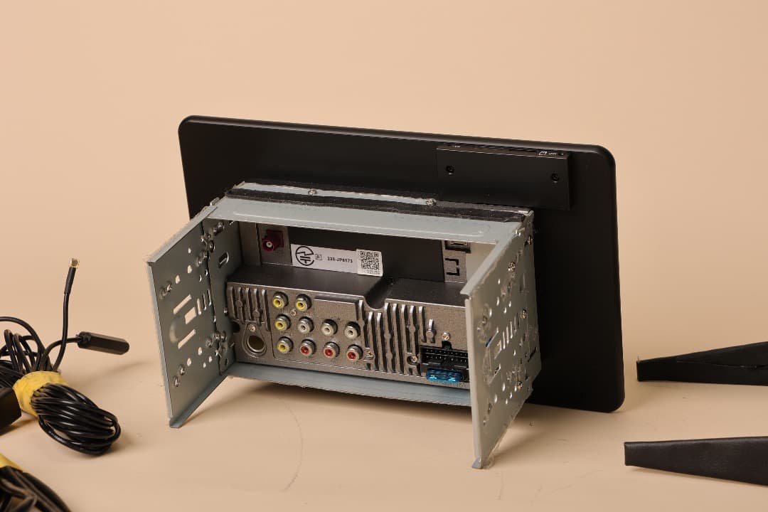 ATOTO カーナビ 大画面タッチパネル