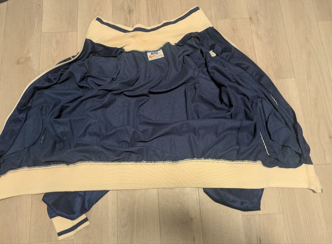 NIKE　トラックジャケット made in USA　70-80年代　ビンテージ