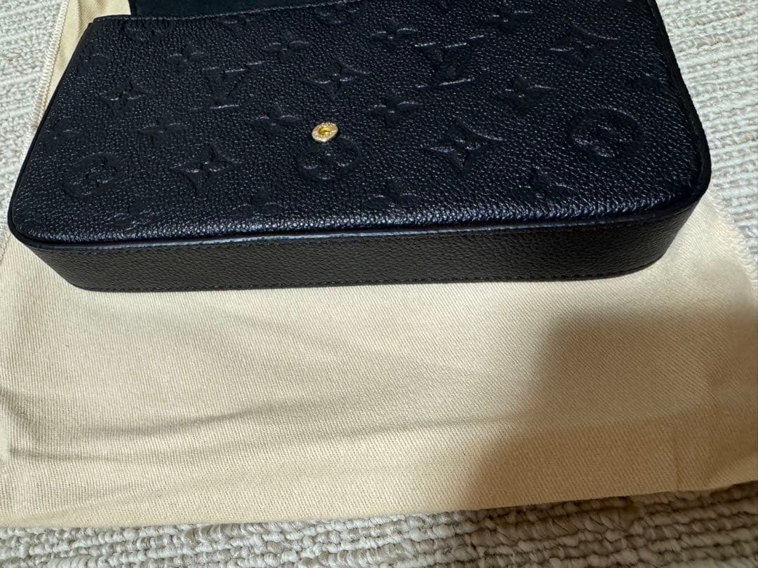 ポシェット・フェリシー　　ルイヴィトン