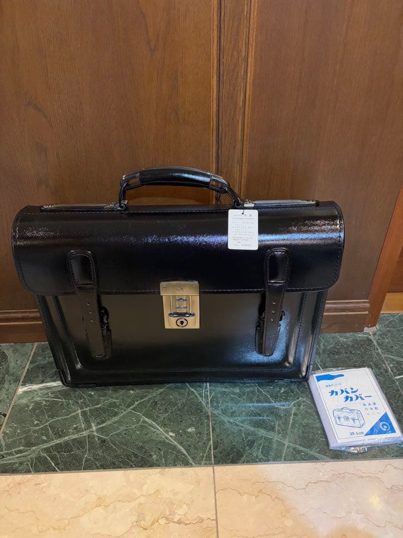 値下げ！！ 新品 未使用 学生鞄　スクール鞄　レザー ブラック　レトロ　昭和