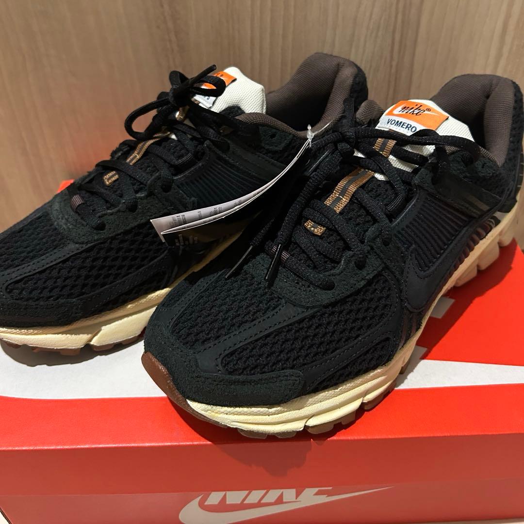 新品未使用 26.5cm NIKE ZOOM VOMERO 5 PRM