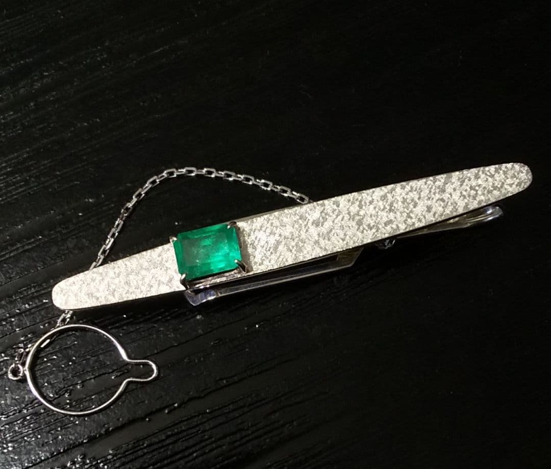 M*u様 エメラルド 0.78 K14 WGホワイトゴールド タイピン★3.8g