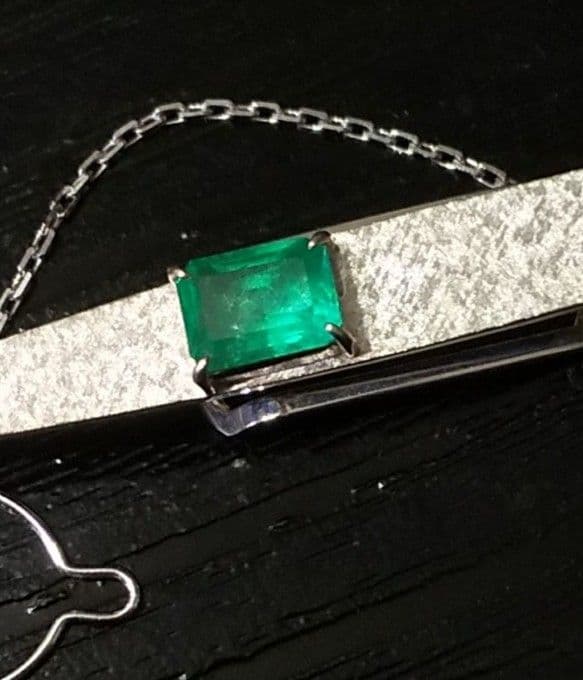 M*u様 エメラルド 0.78 K14 WGホワイトゴールド タイピン★3.8g