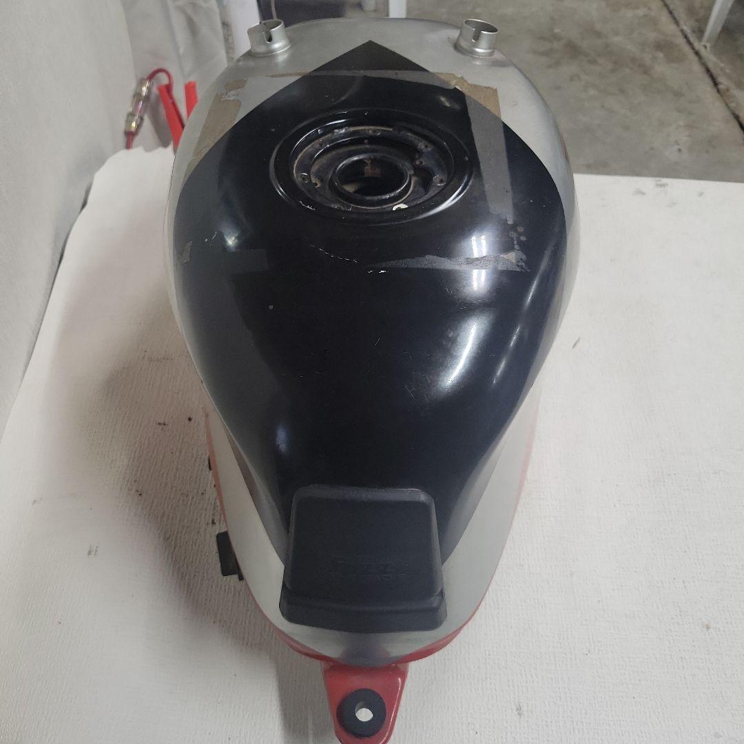 KAWASAKI　ZXR250　タンク