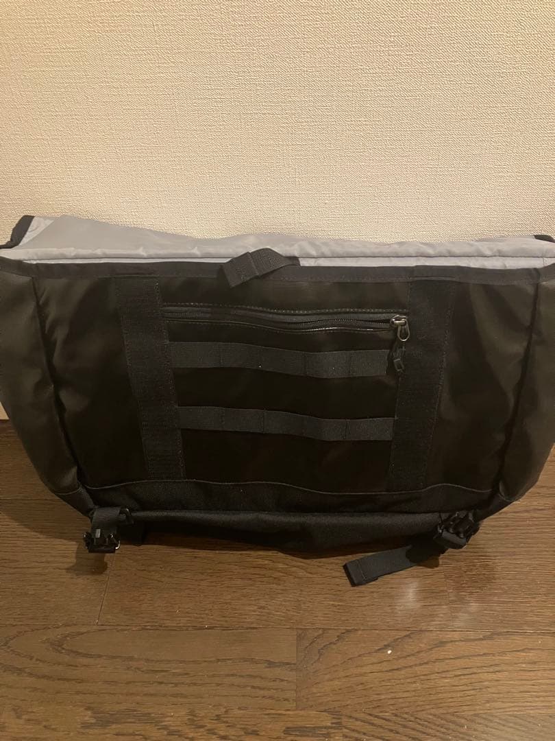 Patagonia メッセンジャーバッグ 黒