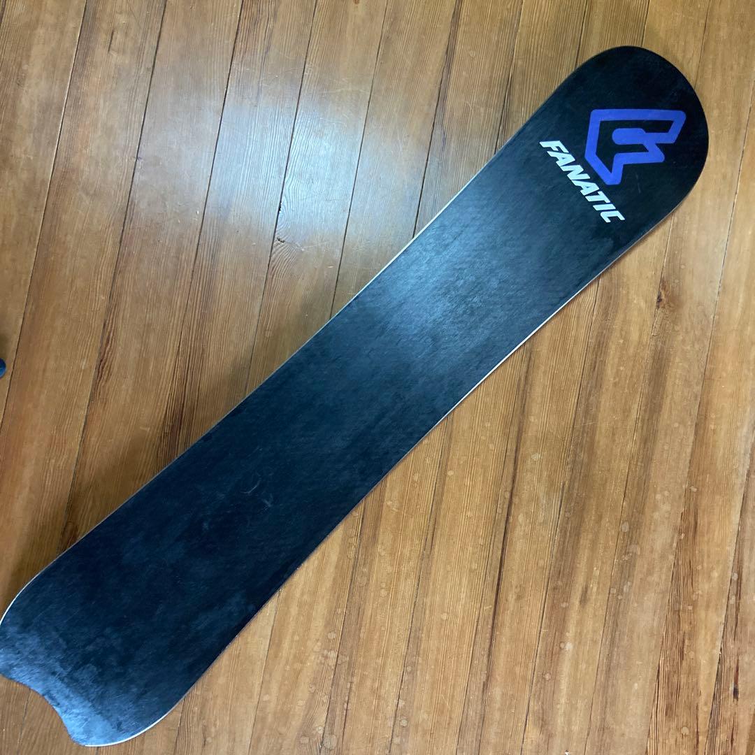 FANATIC∣UN-LTD147∣カービング∣パウダー フリーラン