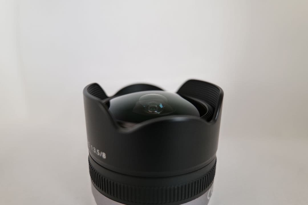 LUMIX G FISHEYE 8mm / F3.5 H-F008 魚眼レンズ