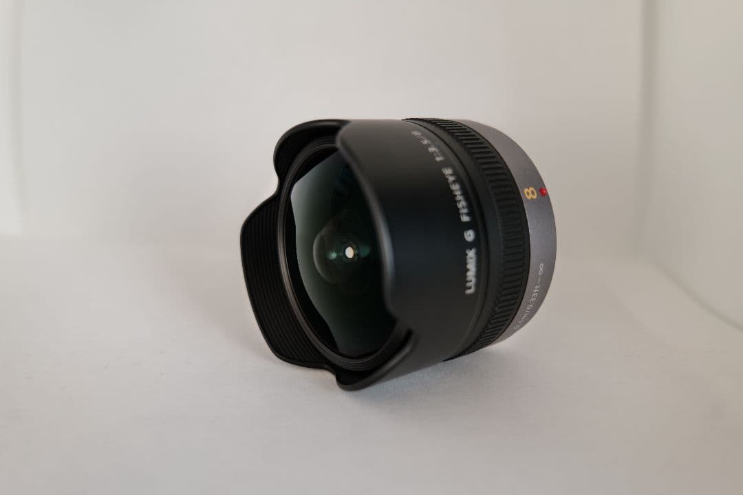 LUMIX G FISHEYE 8mm / F3.5 H-F008 魚眼レンズ