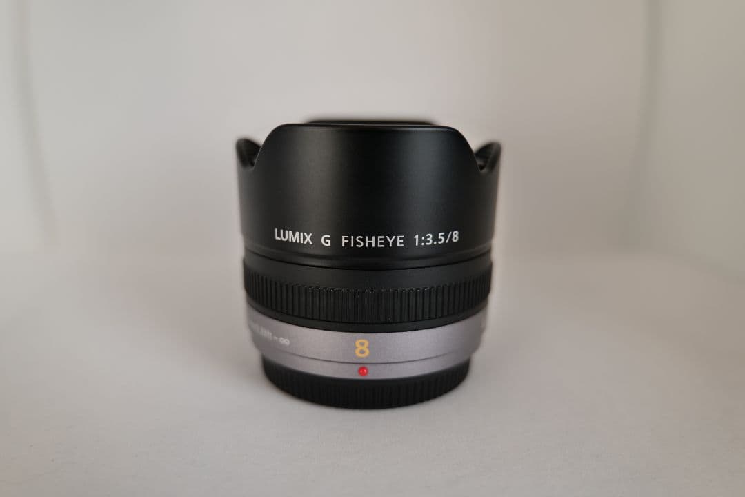 LUMIX G FISHEYE 8mm / F3.5 H-F008 魚眼レンズ