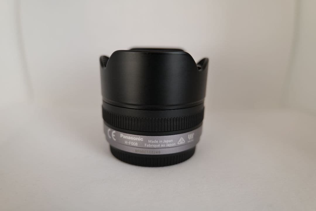 LUMIX G FISHEYE 8mm / F3.5 H-F008 魚眼レンズ
