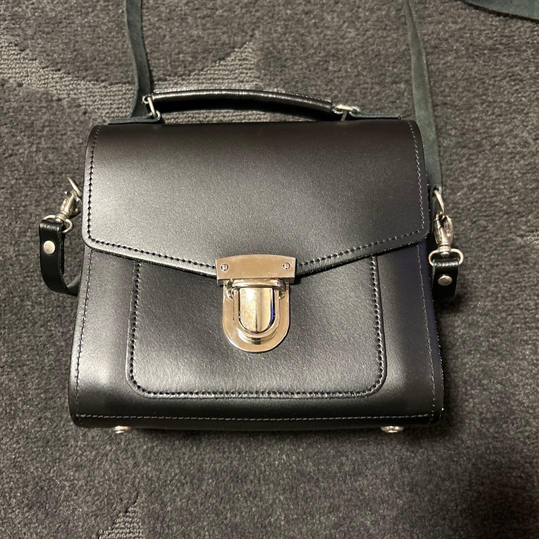 ザッチェルズ　Zatchels シュガーキューブplus ショルダーバッグ 牛革