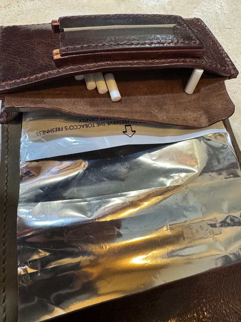 へ*い様 手巻きたばこ 三つ折りシャグポーチ（茶色）姫路レザー使用